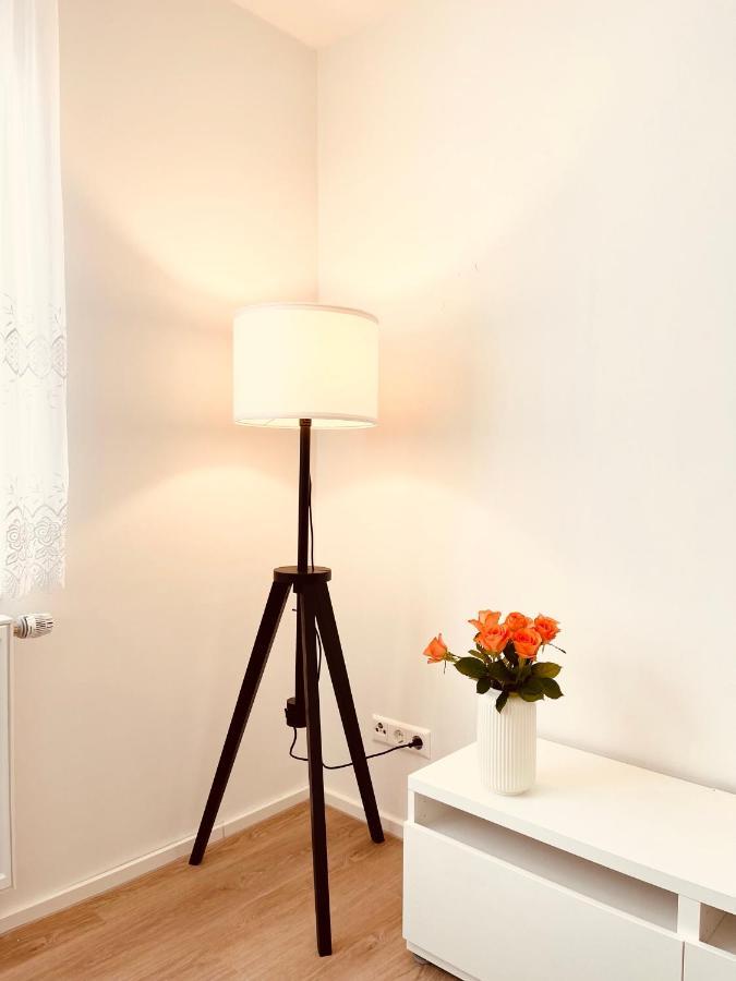 Frisch Renoviertes Und Charmantes Apartment Stuttgart Zewnętrze zdjęcie